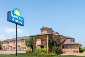 Image of Days Inn & Suites by Wyndham Wichita