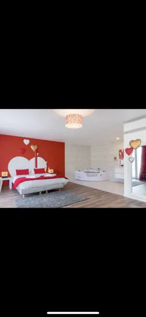 Image of Hôtel Domaine des Pierres Dorées