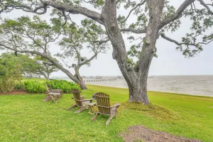 Image of Galveston Bay Retreat: Historic La Porte Home!