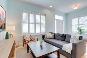 Image of Amazing House 5 min from Waterfront Park