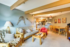 Image of Silverthorne Condo with Lake Views 10 Mi to Skiing!