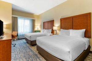 Image of Comfort Inn & Suites West Des Moines