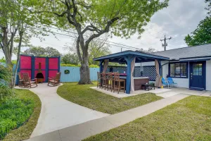 Image of San Antonio Retreat with Private Hot Tub and Gas Grill