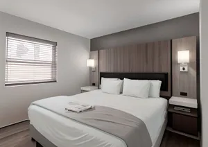 Image of Maplewood Place