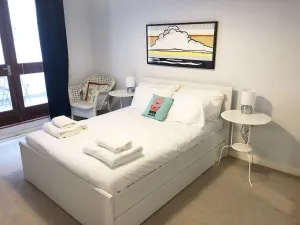 Image of Myshortstay - Calvin Street