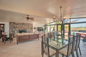 Image of Tucson Oasis La Casa de las Palmas with Pool!
