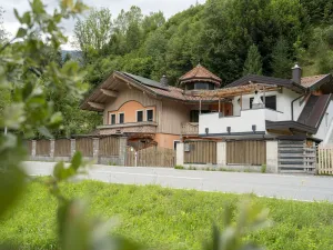 Image of Attractive Apartment With Terrace