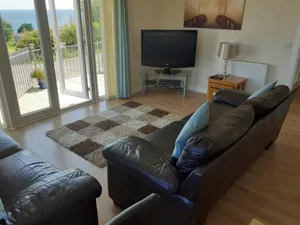 Image of Elmbank House Apartment With Island Views