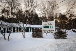 Image of West Bethel Motel