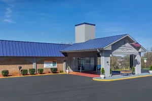 Image of Quality Inn & Suites Cartersville