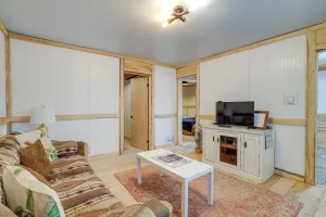 Image of 2 Mi to Dtwn: Pet-friendly Casper Apt!
