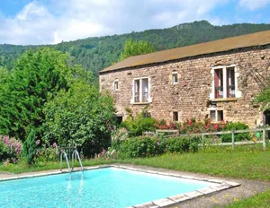 Image of Holiday Flat With Shared Pool in the Countryside, Retournac
