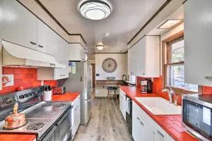 Image of Charming Leadville Retreat with Private Hot Tub