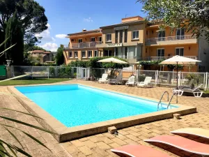Image of Logis Hôtel Le Clement V
