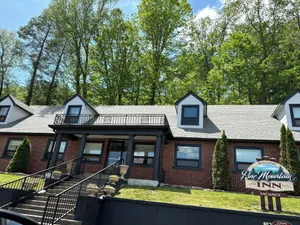 Image of Pine Mountain Inn