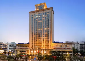 Image of Lucky Holiday International Hotel Pazhou Convention and Exhibition Center Zhujiang New Town Branch - Free Shuttle Bus to Canton Fair Complex During Canton Fair Period & Overseas Buyers Registration Service & Free VPN Internet Access