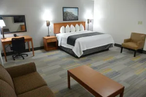 Image of Bearcat Inn and Suites