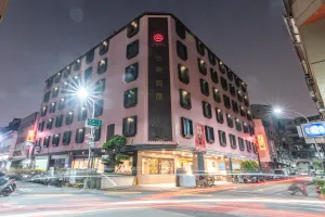 Image of Etung Hotel