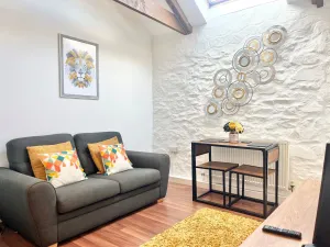 Image of Cosy Cornish Hideaway Hayle