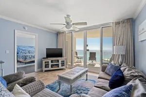 Image of Emerald Beach Resort 536