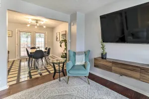 Image of Pittsburgh Retreat with Deck about 4 Mi to Dtwn!