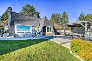 Image of Puget Sound Cabin with Hot Tub and Water Views!