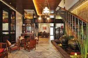 Image of Courtyard at Heeren Boutique Hotel