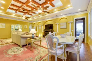 Image of Elegant Venice Home with View - Walk to Beach!