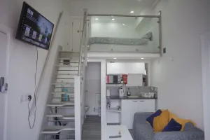 Image of Quirky Studio in Central Reading