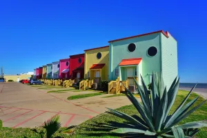 Image of Four Seasons on the Gulf