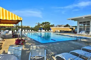 Image of Ocean drive 26