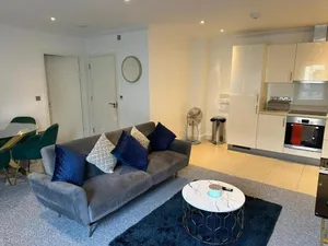 Image of DH Aparthotels - Cromwell Apartment