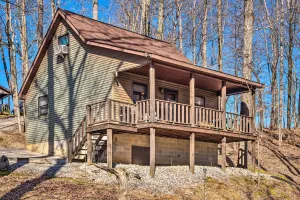 Image of Quiet and Private Cabin about 5 Mi to Dale Hollow Lake!