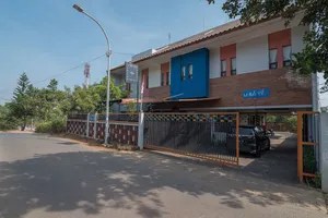 Image of RedDoorz Syariah near Krida Nusantara