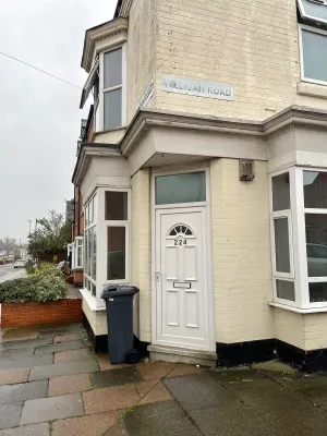Image of 1 Bedroom Flat - Milligan Road