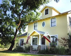 Image of Bear Flag Inn