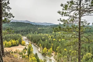 Image of Mountain Views and Pool Access Cle Elum Condo!