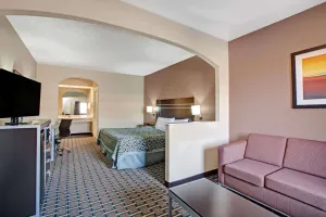 Image of Days Inn & Suites by Wyndham Houston North - Spring