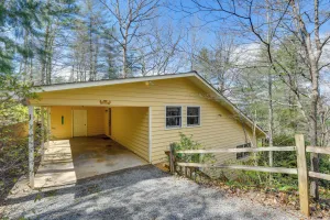 Image of Franklin Cabin Deck with Smoky Mountain Views!