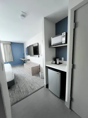Image of Holiday Inn Express Federal Way - Seattle South by IHG