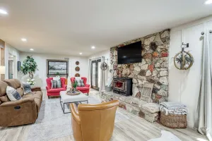 Image of 3 Mi to Golf and Wineries Arroyo Grande Home!