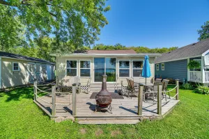 Image of Cayuga Lake Cottage: Private Dock & Deck!