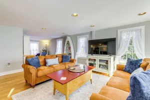 Image of 3 Mi to Dtwn: Mystic Getaway w/ Deck & Grill!