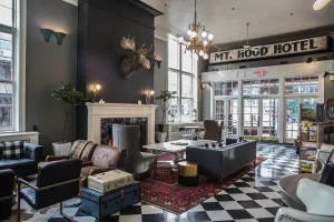 Image of Hood River Hotel