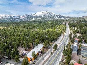 Image of Quality Inn near Mammoth Mountain Ski Resort