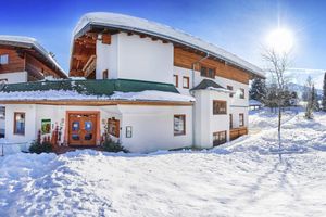 Image of Apartment in Flachau with a reception