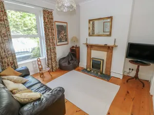 Image of Hawthorn House