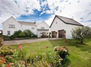 Image of 1-Bed Cottage on Coastal Pathway in South Wales