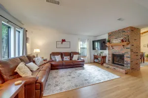 Image of Family-friendly Broken Arrow Retreat w/ Yard!