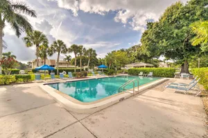 Image of Sunny Sarasota Oasis w/ Private Screened Lanai